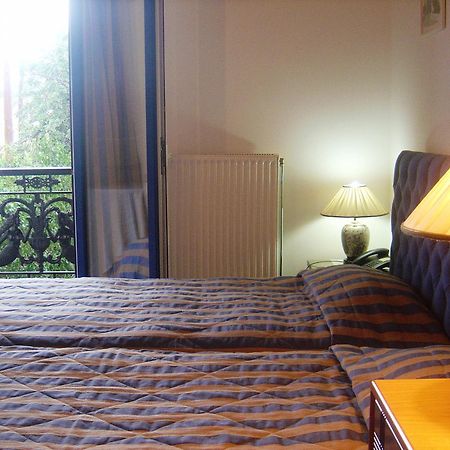 Kalimera Hotel Poros Town Bagian luar foto