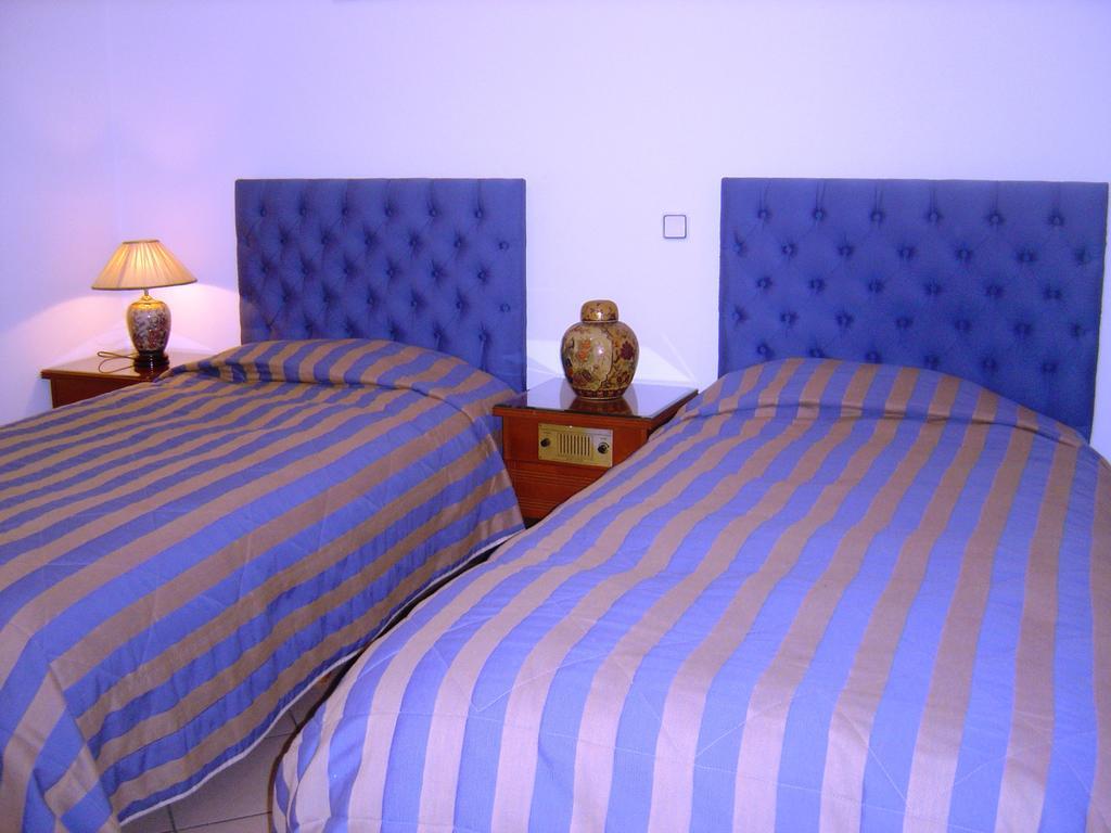 Kalimera Hotel Poros Town Bagian luar foto