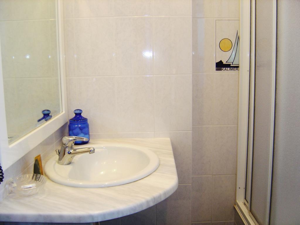 Kalimera Hotel Poros Town Bagian luar foto